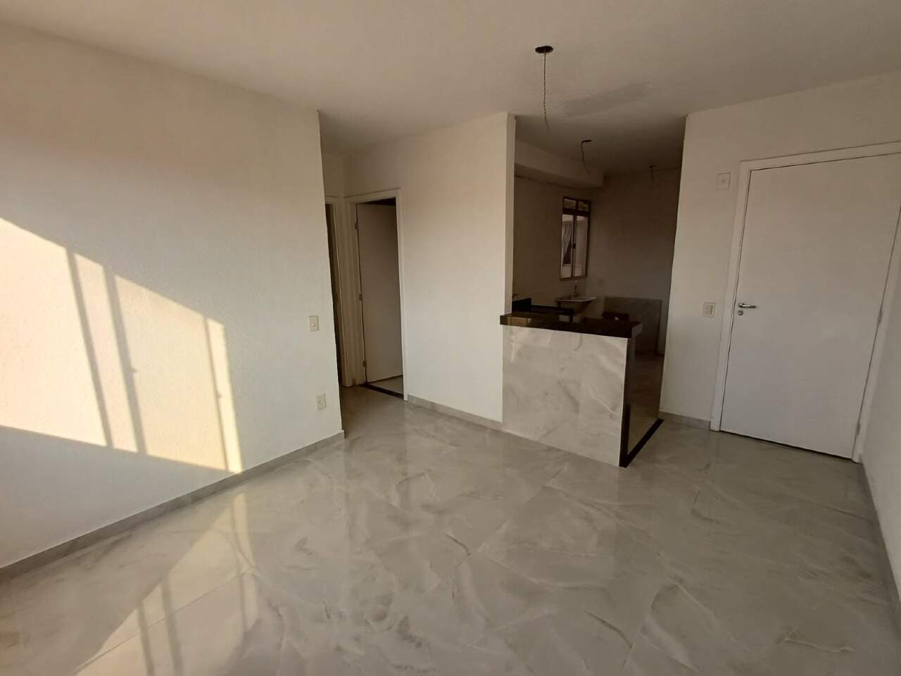 Apartamento à venda com 2 quartos, 43m² - Foto 1