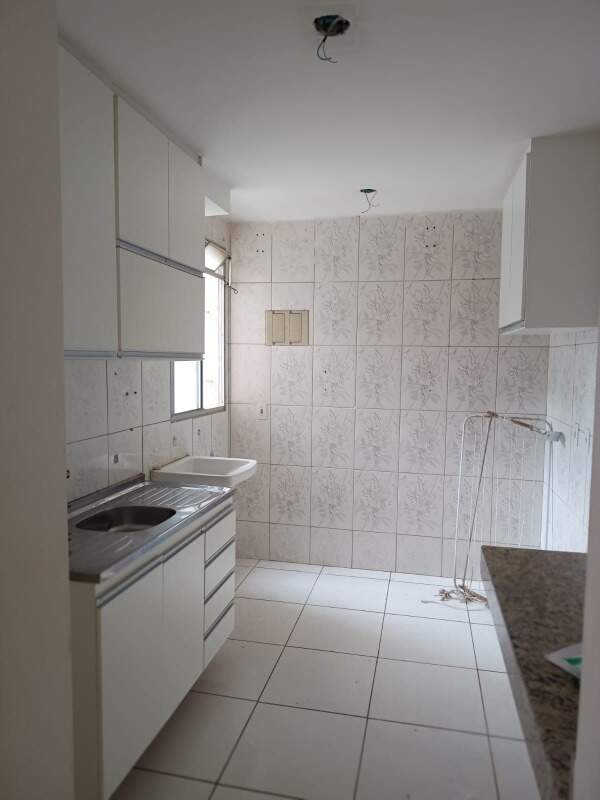 Apartamento para alugar com 2 quartos, 46m² - Foto 3