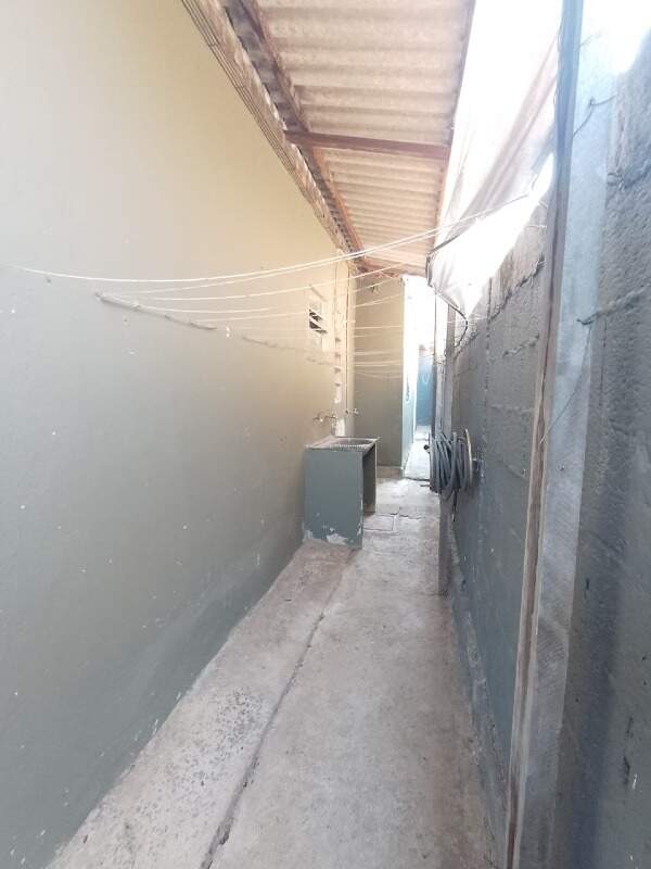 Casa para alugar com 4 quartos, 200m² - Foto 20