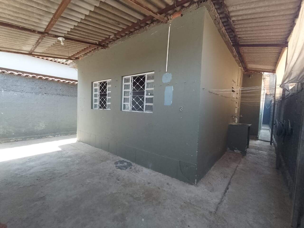Casa para alugar com 4 quartos, 200m² - Foto 23