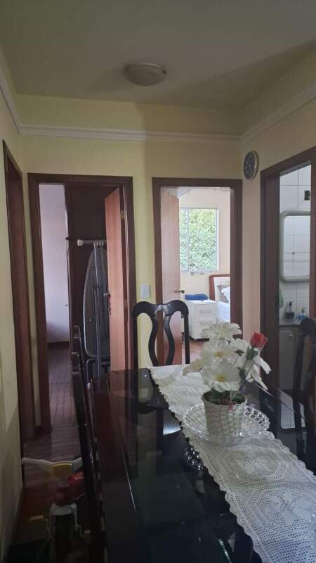 Apartamento à venda com 3 quartos, 75m² - Foto 2