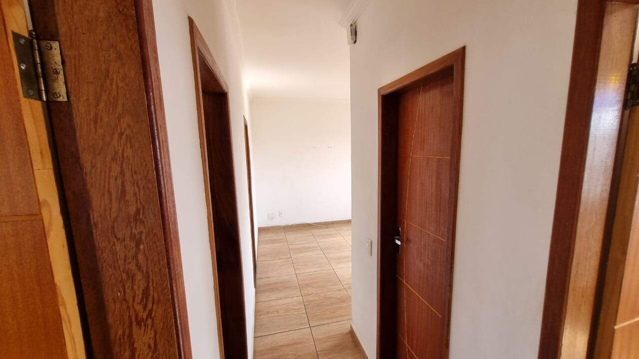 Apartamento à venda com 3 quartos, 64m² - Foto 3