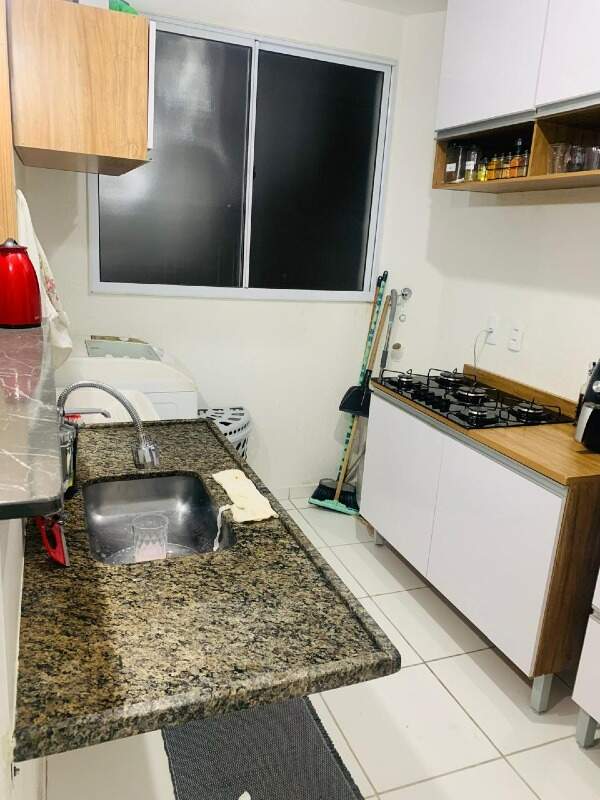 Apartamento à venda com 2 quartos, 45m² - Foto 2