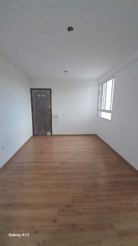 Apartamento para alugar com 2 quartos, 45m² - Foto 1