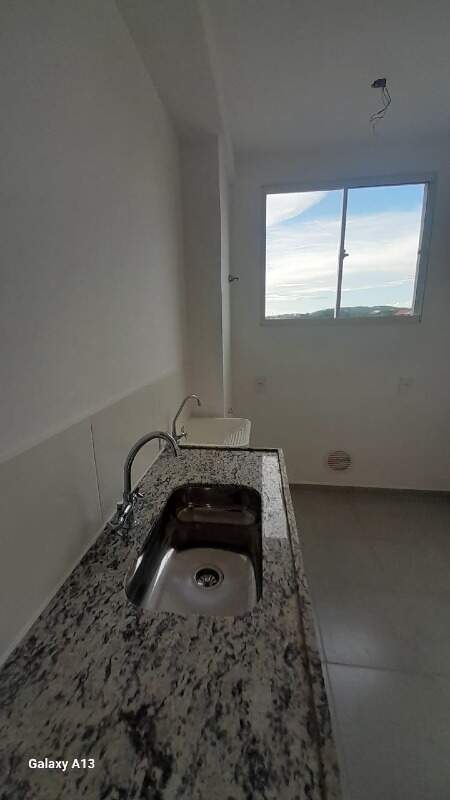 Apartamento para alugar com 2 quartos, 45m² - Foto 4