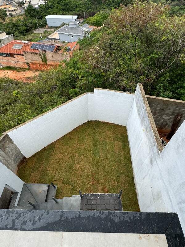 Casa, 3 quartos, 132 m² - Foto 2