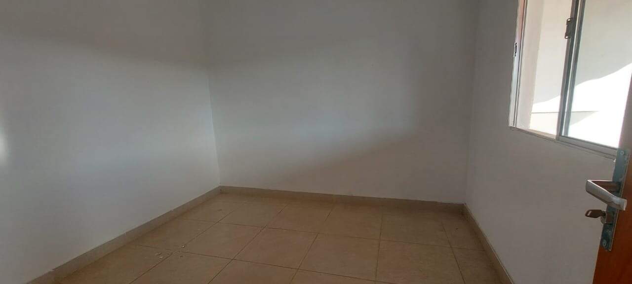 Casa para alugar com 3 quartos, 120m² - Foto 5