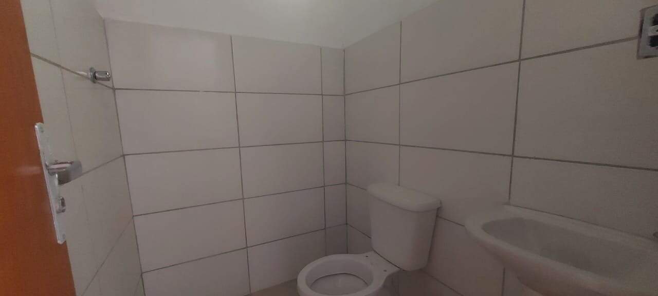 Casa para alugar com 3 quartos, 120m² - Foto 8