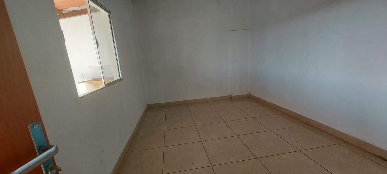 Casa para alugar com 3 quartos, 120m² - Foto 6