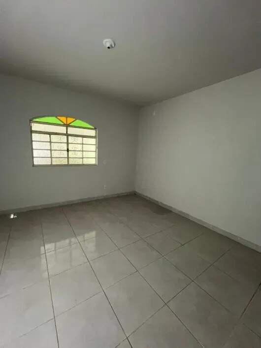 Casa para alugar com 5 quartos, 425m² - Foto 4