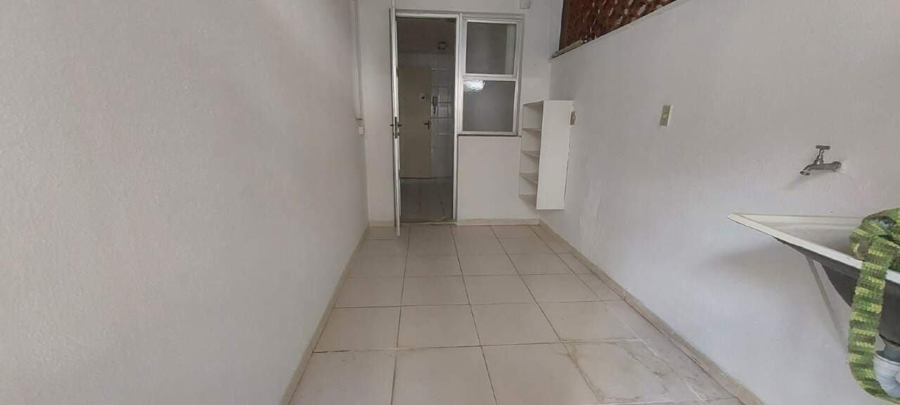 Apartamento para alugar com 3 quartos, 67m² - Foto 6