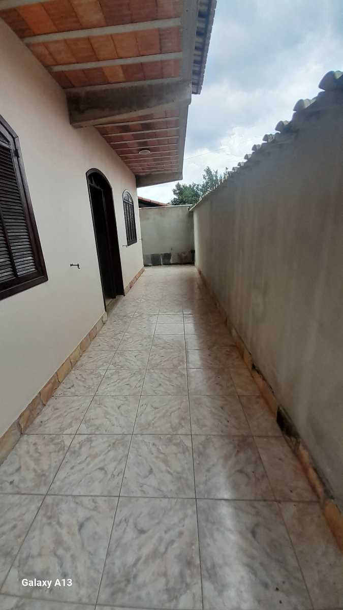 Casa para alugar com 2 quartos, 110m² - Foto 12