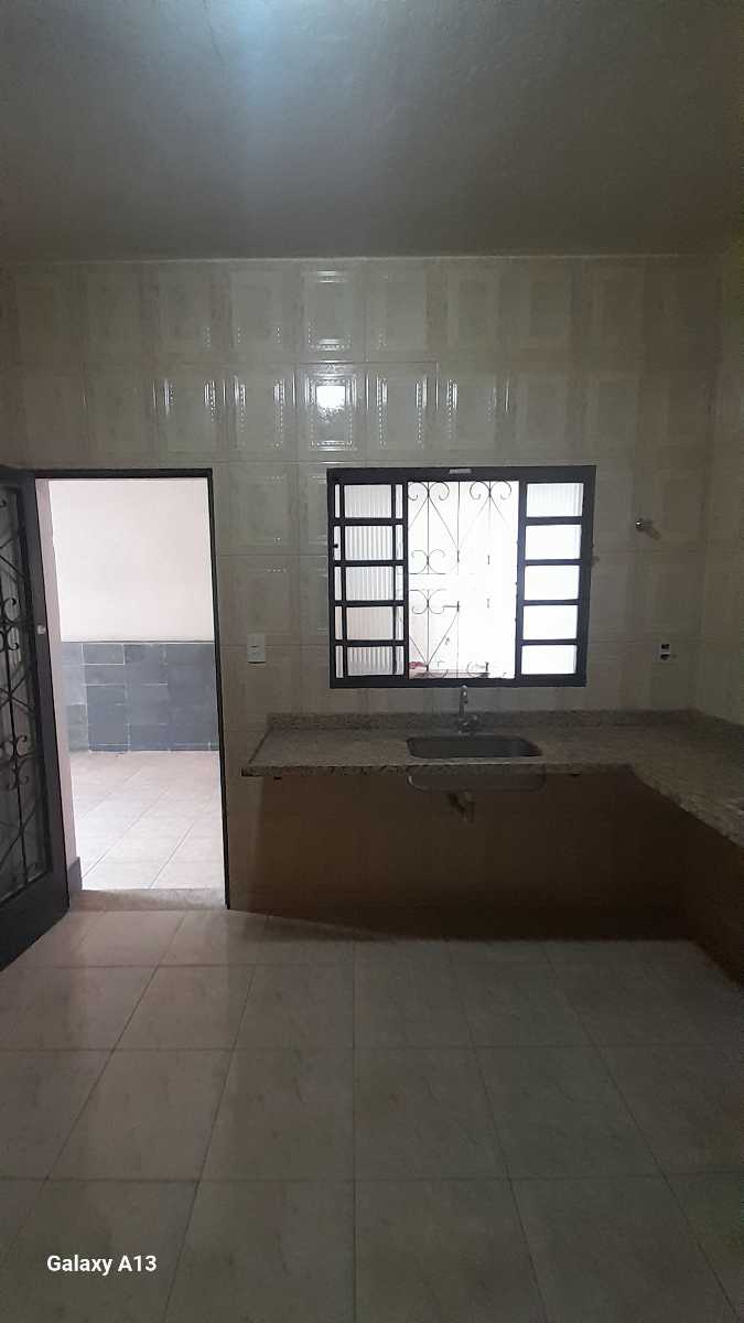 Casa para alugar com 2 quartos, 110m² - Foto 11