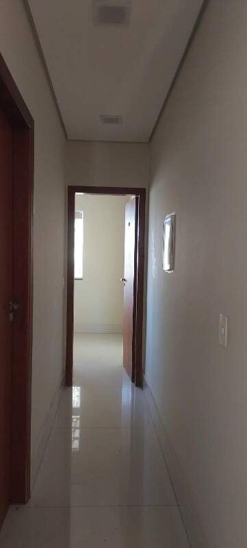 Casa para alugar com 3 quartos, 90m² - Foto 16