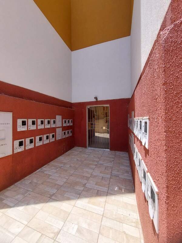 Apartamento para alugar com 2 quartos, 55m² - Foto 7