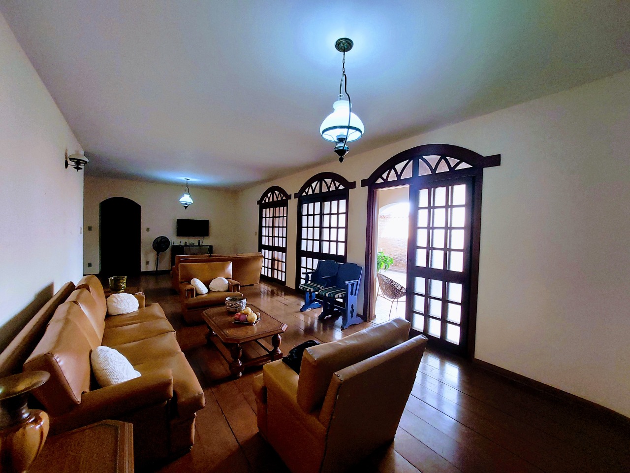 Vende-se Casa Comercial Bairro Mercês/São Sebastião – Uberaba MG