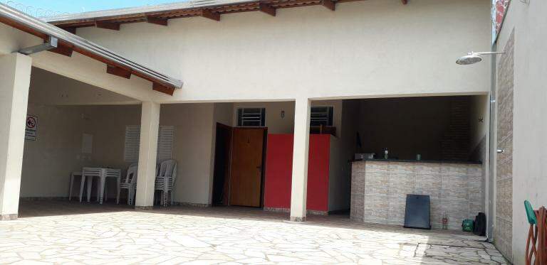 Casa padrão à venda, 1 quarto, 5 vagas, Pacaembu II - Uberaba/MG