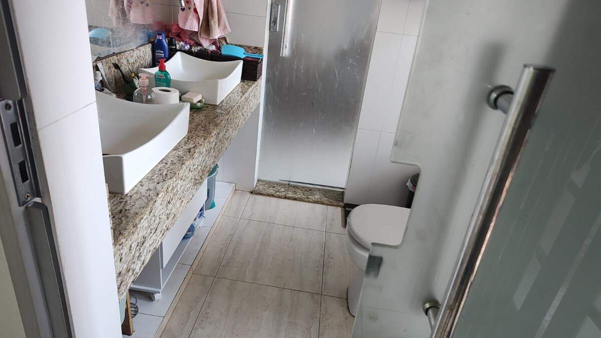 Casa à venda com 2 quartos, 233m² - Foto 18