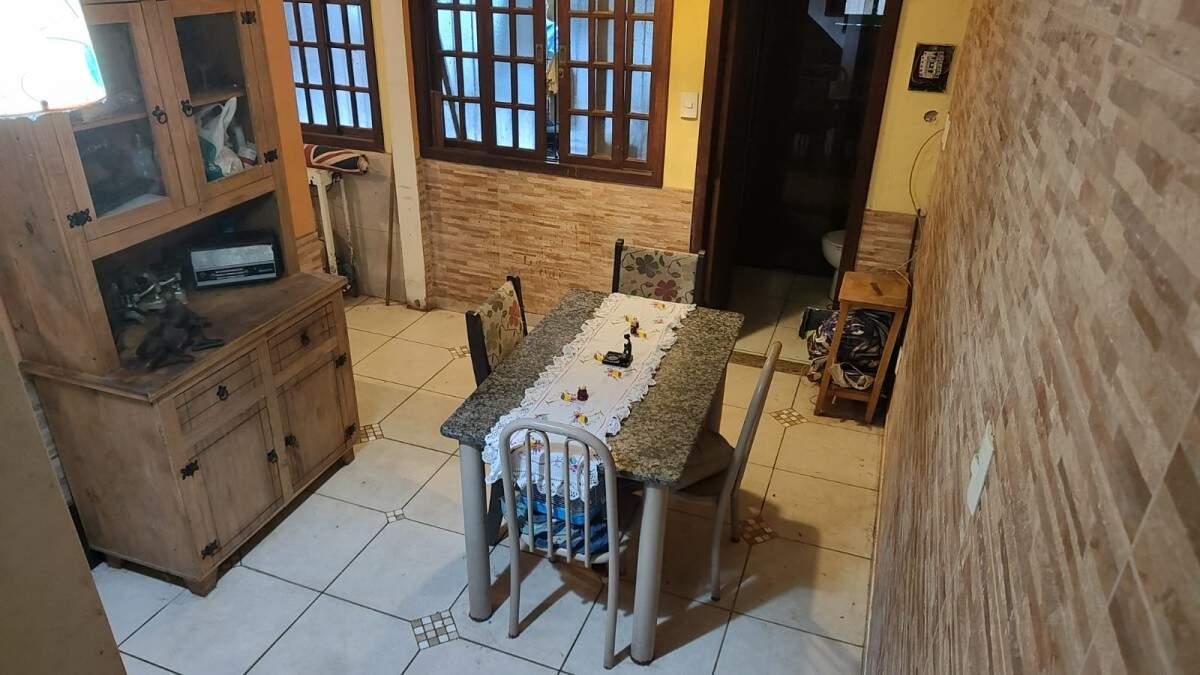 Casa à venda com 2 quartos, 233m² - Foto 14