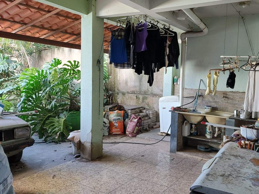 Casa à venda com 2 quartos, 233m² - Foto 13