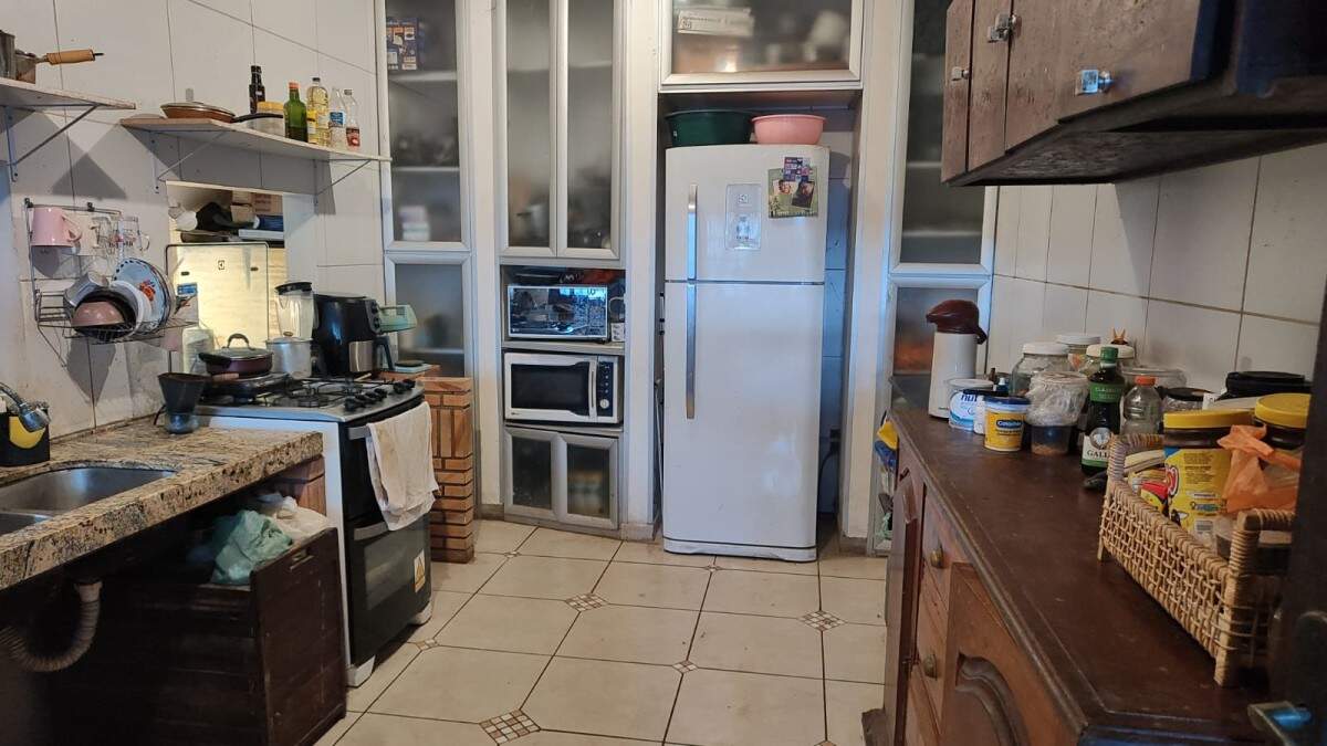 Casa à venda com 2 quartos, 233m² - Foto 7