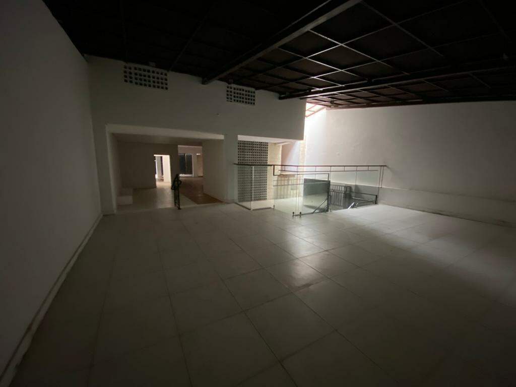 Loja-Salão para alugar com 3 quartos, 600m² - Foto 11