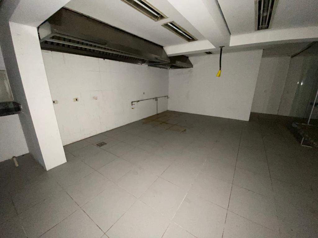 Loja-Salão para alugar com 3 quartos, 600m² - Foto 16