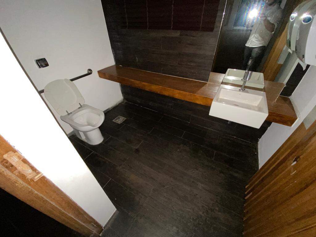 Loja-Salão para alugar com 3 quartos, 600m² - Foto 12