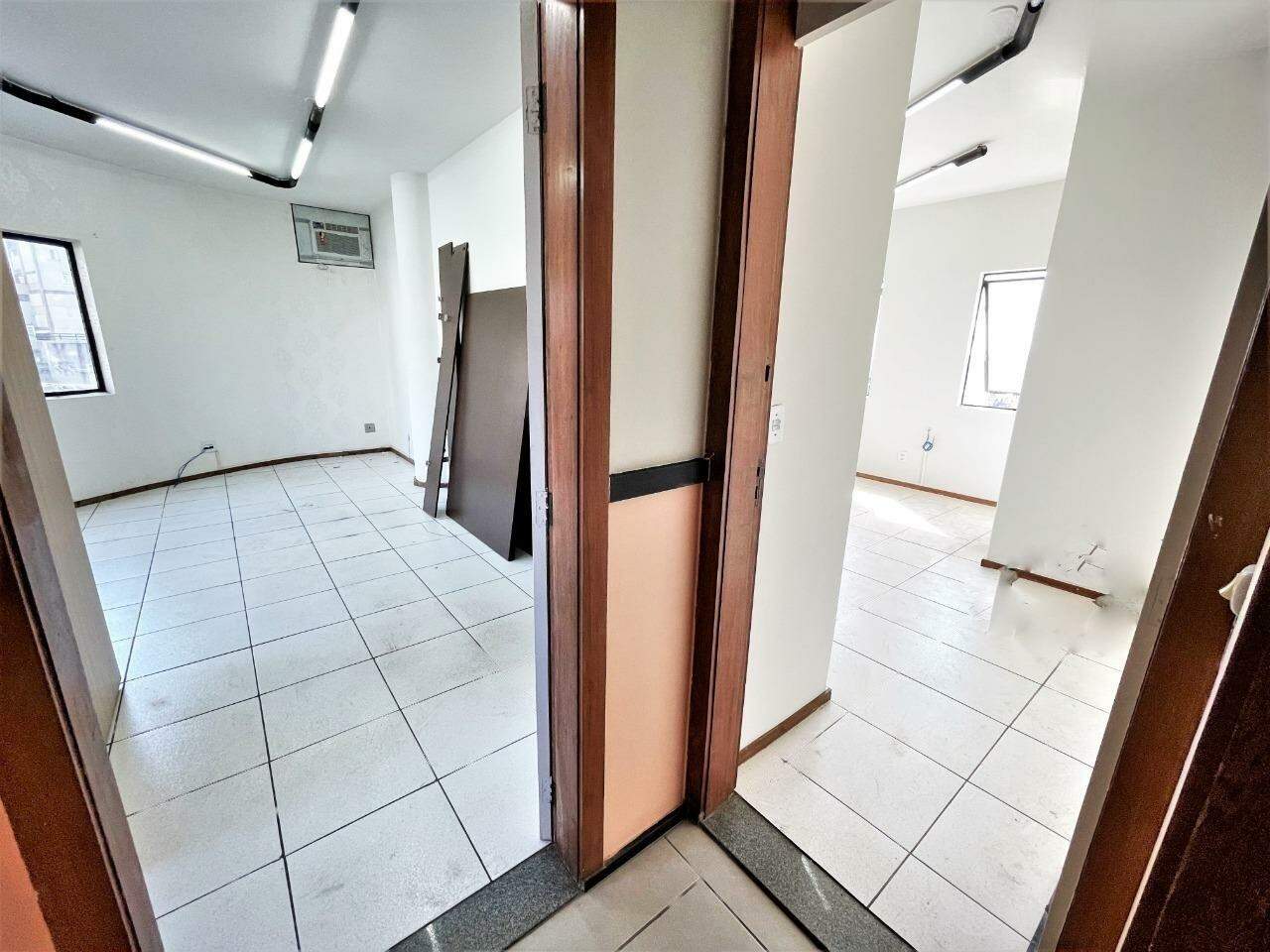 Conjunto Comercial-Sala para alugar, 30m² - Foto 8