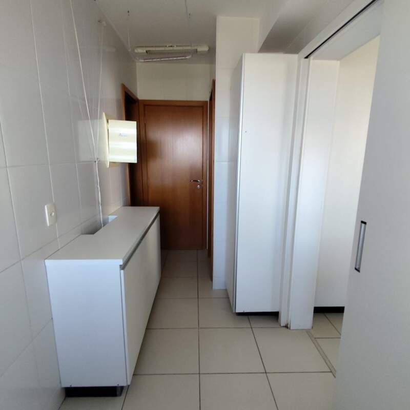 Apartamento à venda com 4 quartos, 167m² - Foto 22