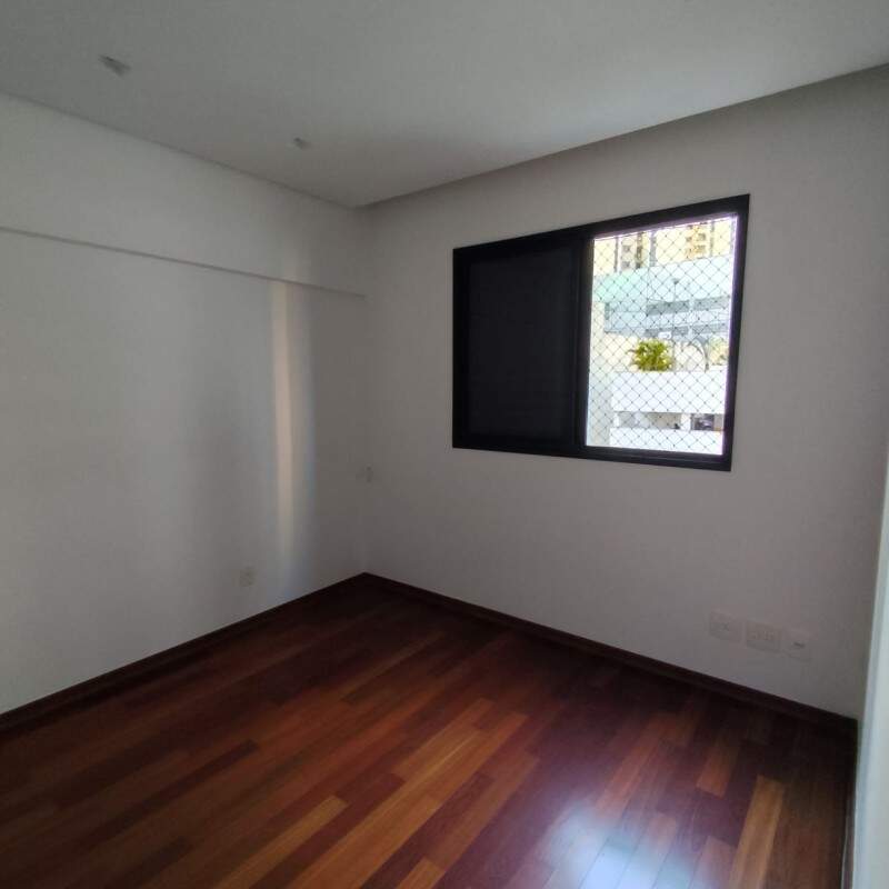Apartamento à venda com 4 quartos, 167m² - Foto 24