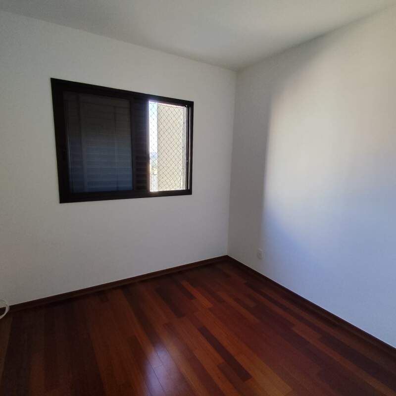Apartamento à venda com 4 quartos, 167m² - Foto 19