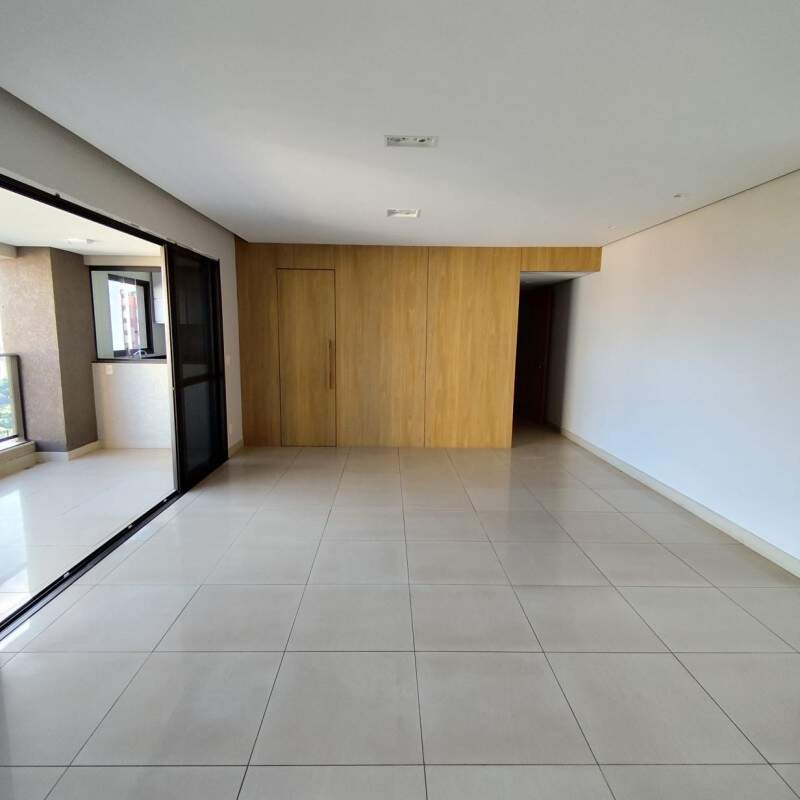 Apartamento à venda com 4 quartos, 167m² - Foto 17