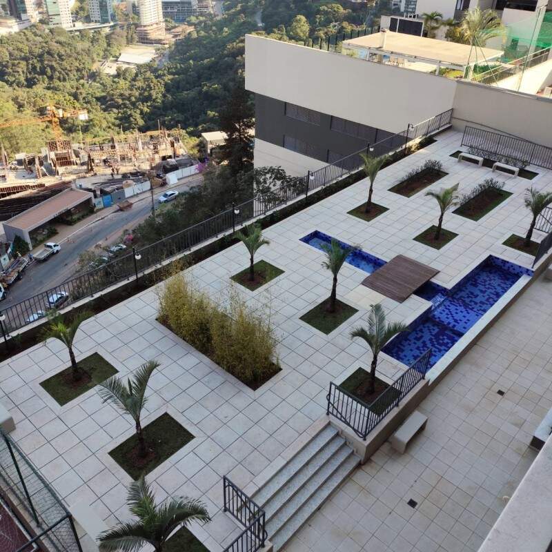 Apartamento à venda com 4 quartos, 167m² - Foto 6