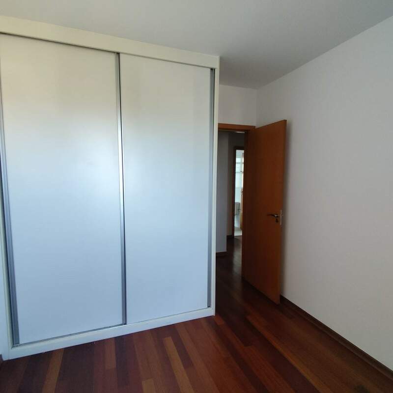 Apartamento à venda com 4 quartos, 167m² - Foto 20