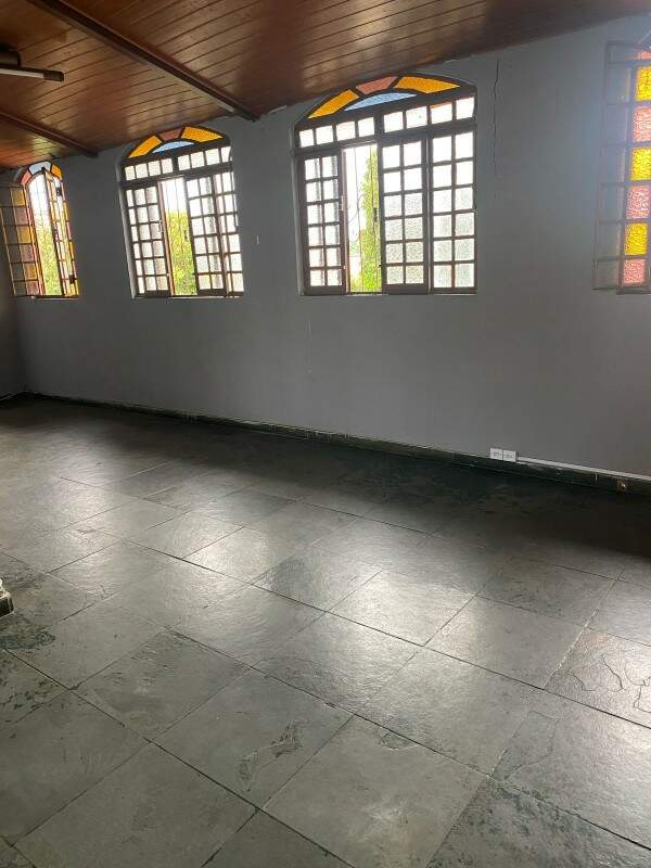 Casa para alugar com 4 quartos, 400m² - Foto 16
