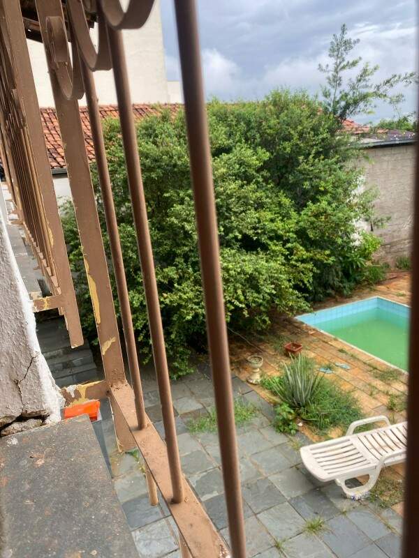 Casa para alugar com 4 quartos, 400m² - Foto 6