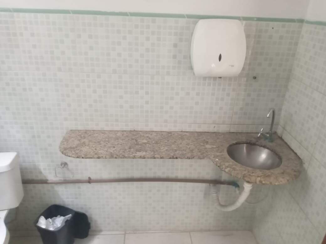 Casa para alugar com 3 quartos, 65m² - Foto 20