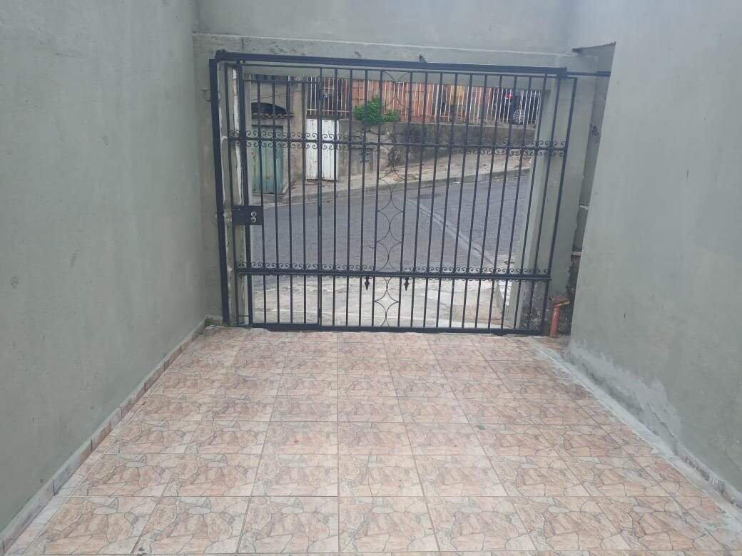 Casa para alugar com 3 quartos, 65m² - Foto 4