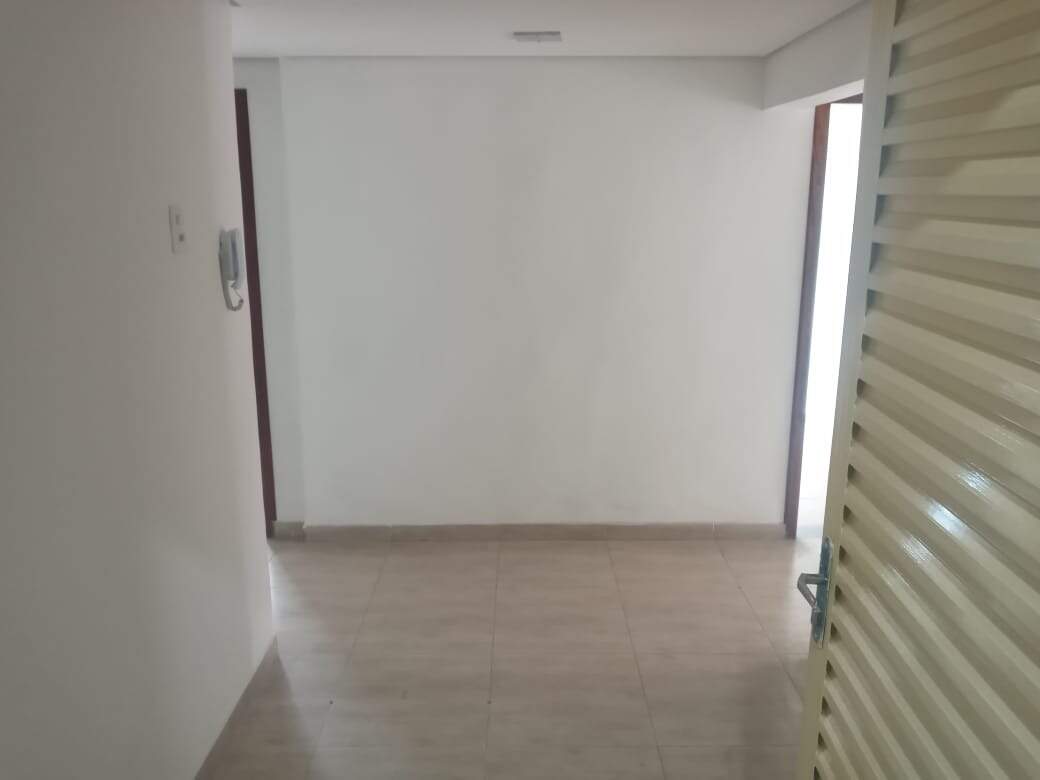 Casa para alugar com 3 quartos, 65m² - Foto 16