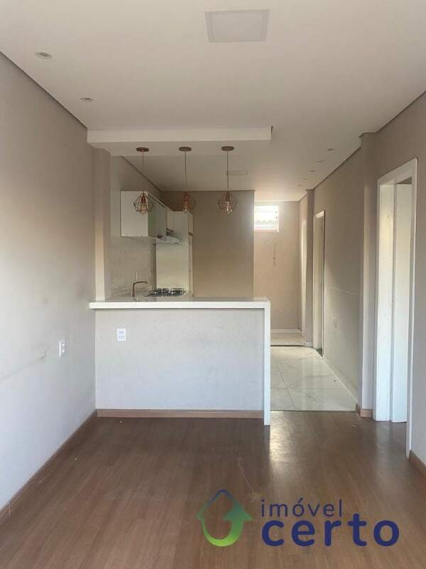 Casa, 2 quartos, 43 m² - Foto 1