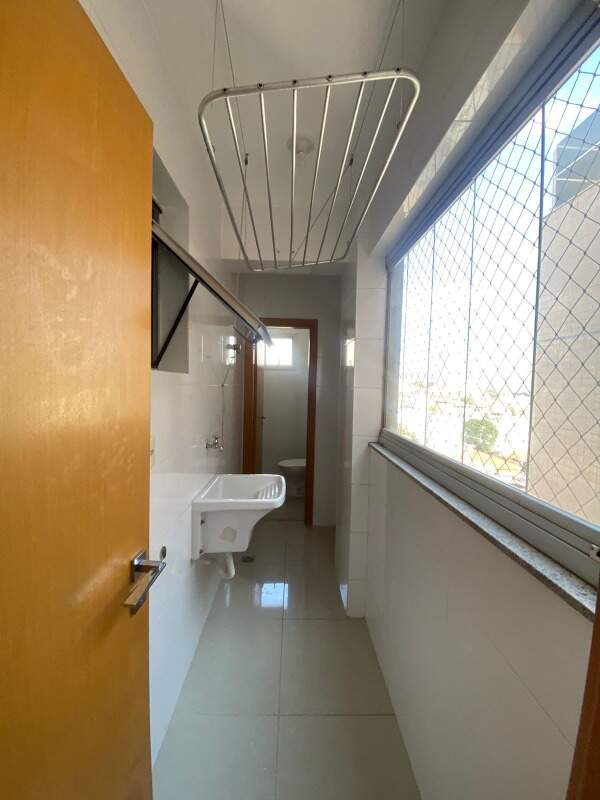 Cobertura para alugar com 3 quartos, 191m² - Foto 25