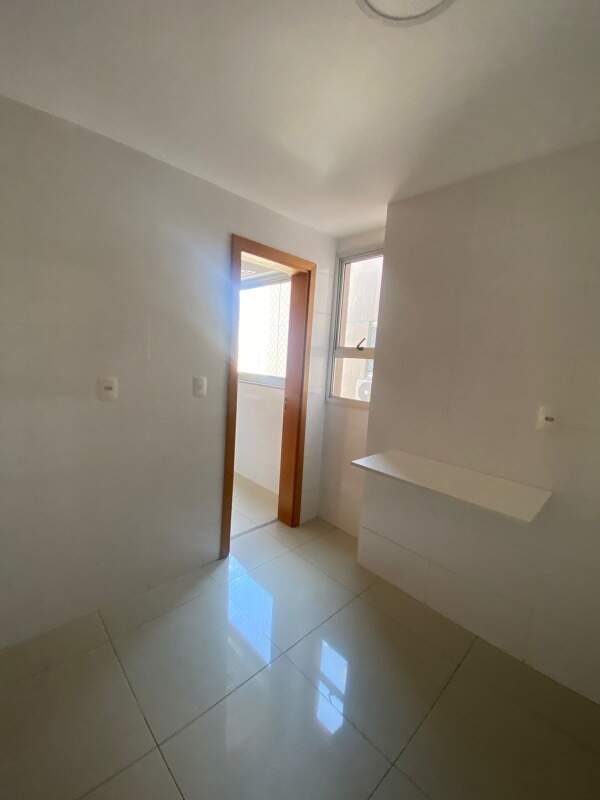 Cobertura para alugar com 3 quartos, 191m² - Foto 13