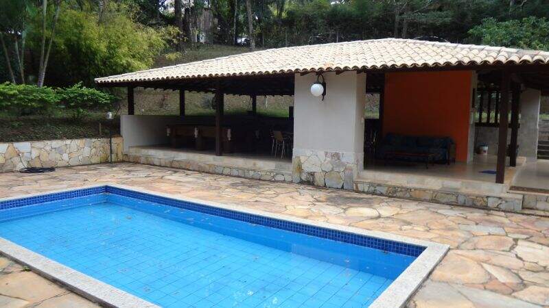 Casa de Condomínio à venda com 5 quartos, 400m² - Foto 2