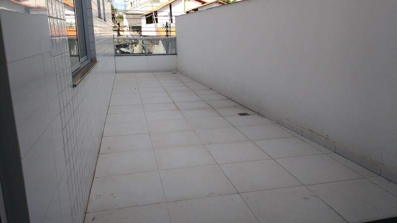 Apartamento à venda com 3 quartos, 168m² - Foto 2