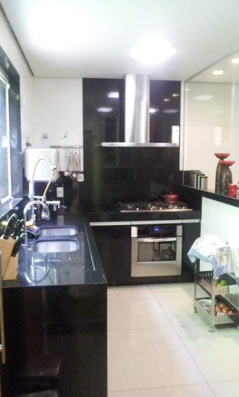 Casa à venda com 5 quartos, 330m² - Foto 7