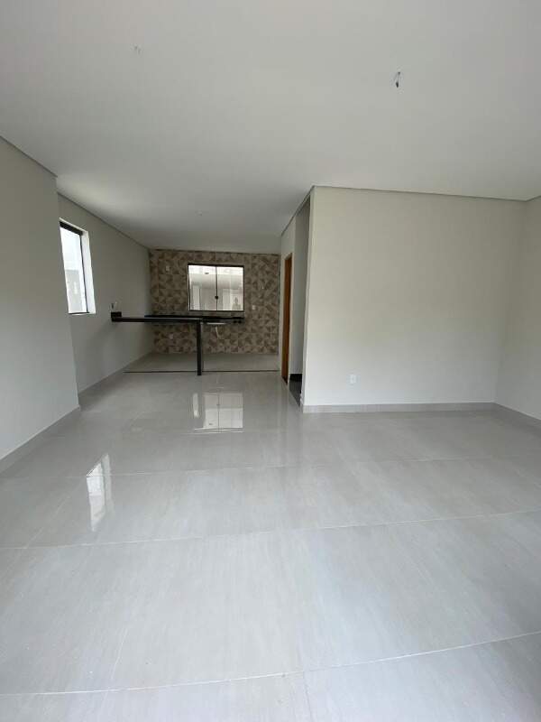 Casa, 2 quartos, 71 m² - Foto 2