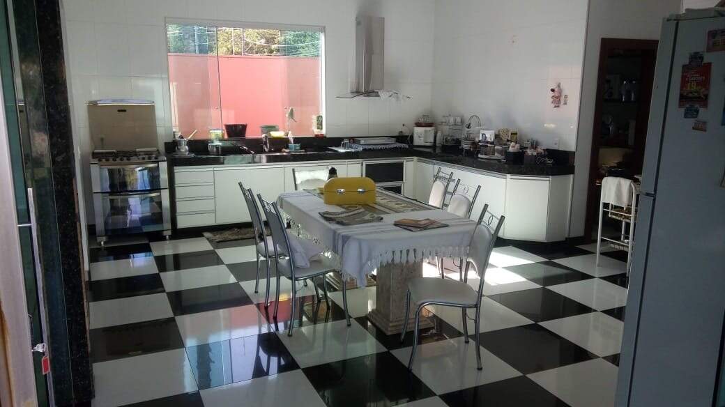 Casa à venda com 4 quartos, 780m² - Foto 3