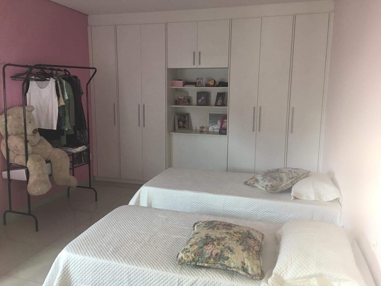 Casa à venda com 4 quartos, 780m² - Foto 12