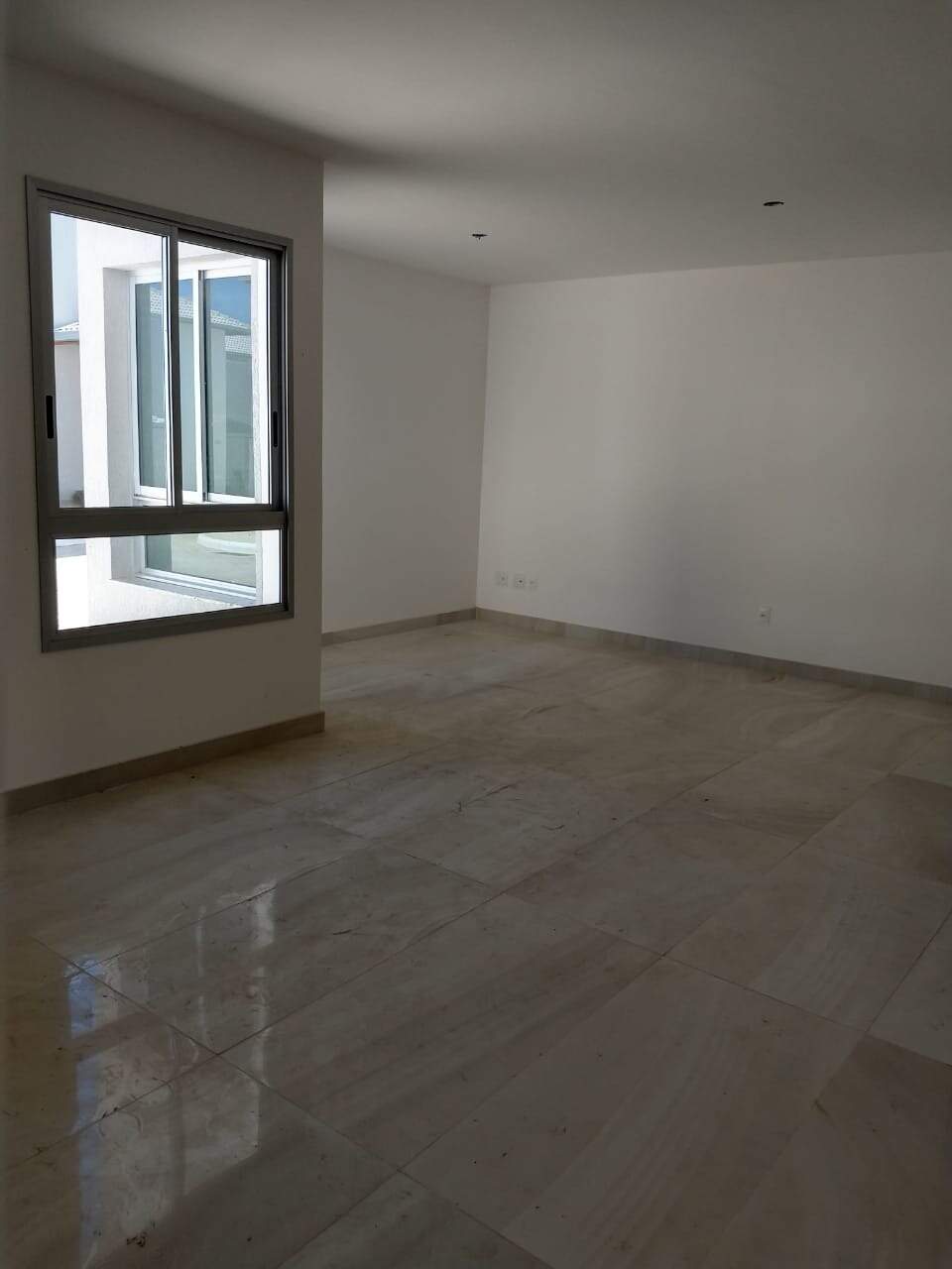 Casa de Condomínio à venda com 3 quartos, 119m² - Foto 3